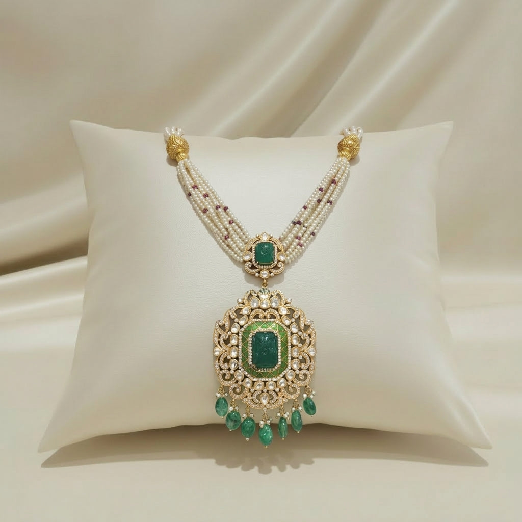 Emerald Polki Pendant Pearl Haar