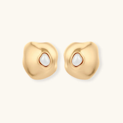 Flow Pearl Studs