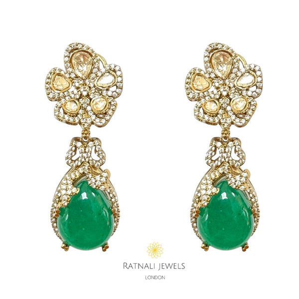Party style emerald earrings