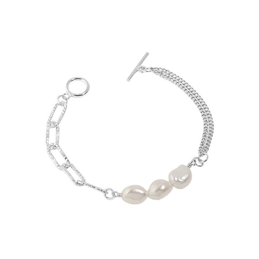 Baroque Pearl Mixed Link Bracelet in 925 sterling silver. Three baroque pearls meet contrasting links and a toggle clasp.