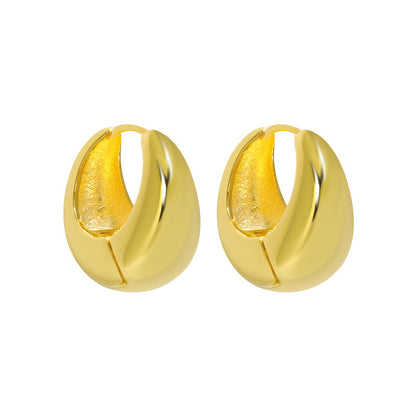 Bold U Hoop Earrings in 925 sterling silver. Broad U curves and polished surfaces give these hoops presence.