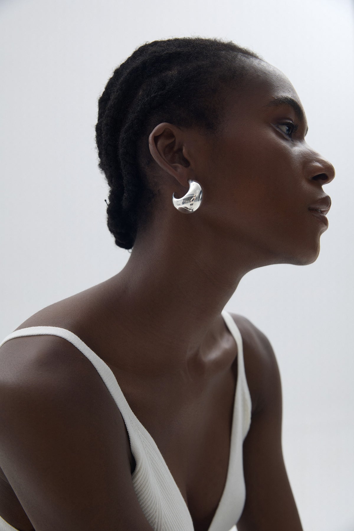 Crescent Sculptural Earrings in 999 fine silver. Full crescent curves finished with 18k Yellow Gold plating.