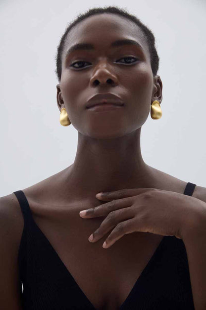 Organic Oval Stud Earrings in 999 fine silver. Generous irregular ovals with softly rounded polished surfaces.