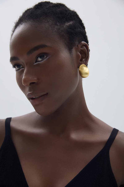 Organic Oval Stud Earrings in 999 fine silver. Generous irregular ovals with softly rounded polished surfaces.