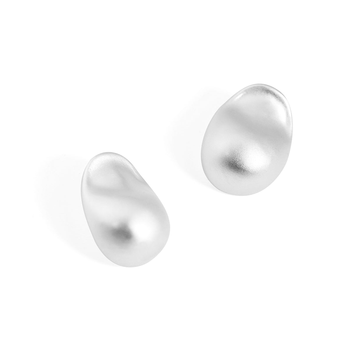 Organic Oval Stud Earrings in 999 fine silver. Generous irregular ovals with softly rounded polished surfaces.