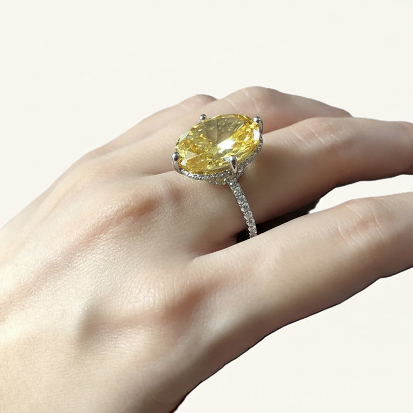 Cocktail yellow diamond ring